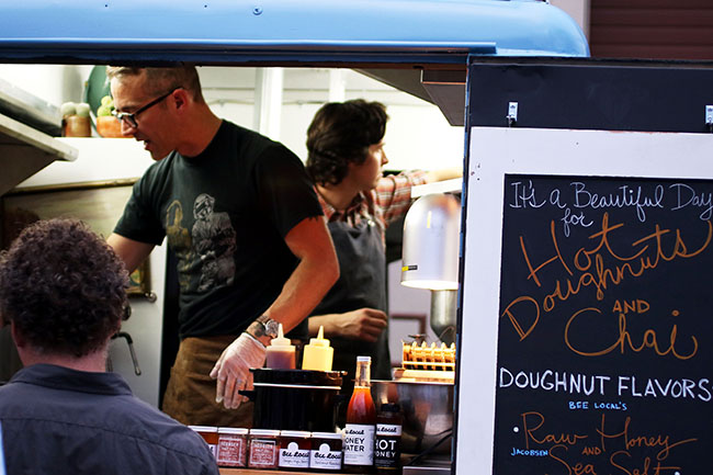 Pip's Donuts food truck.