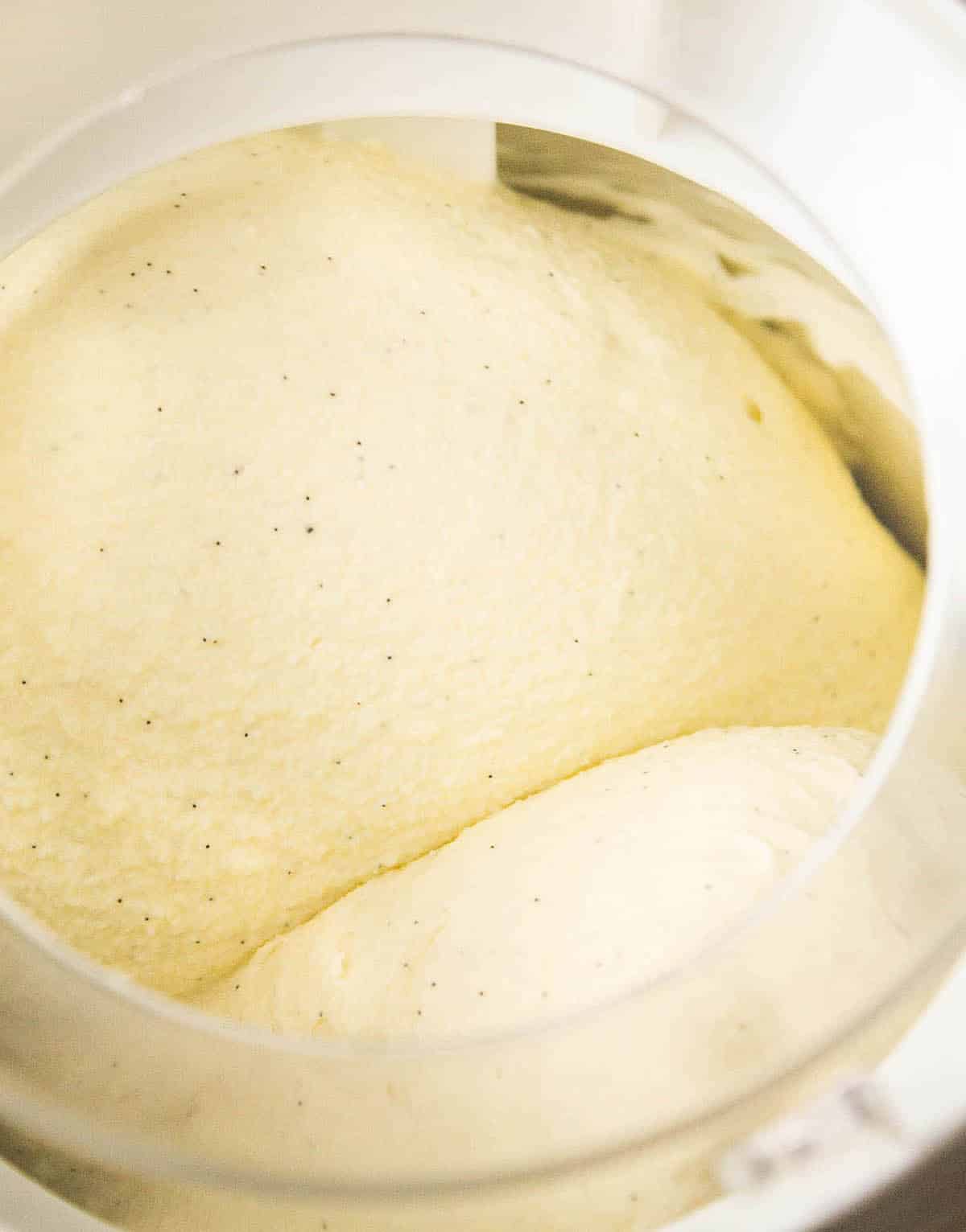 Vanilla ice cream in an ice cream maker.